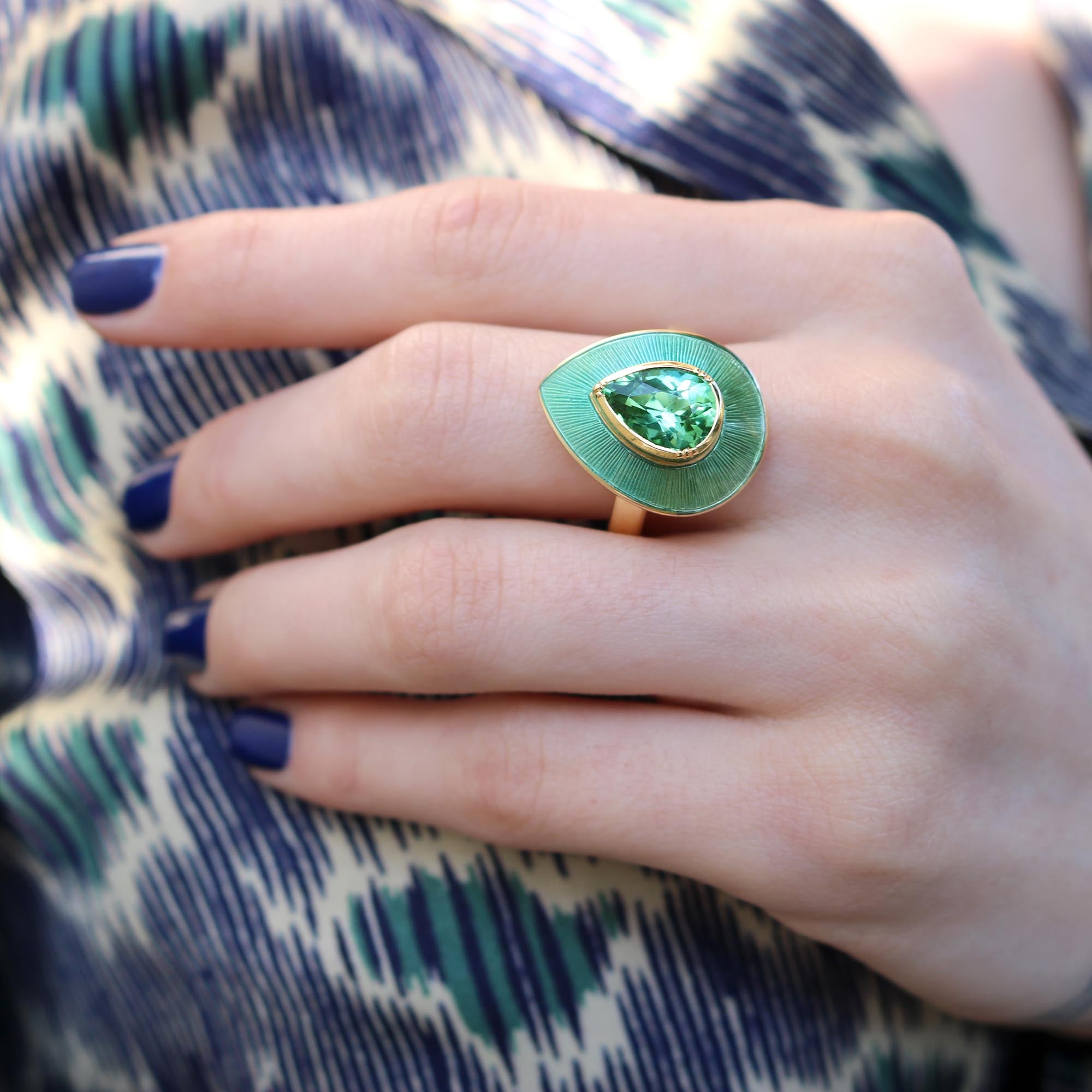 Green Tourmaline Enamel Raindrop Ring