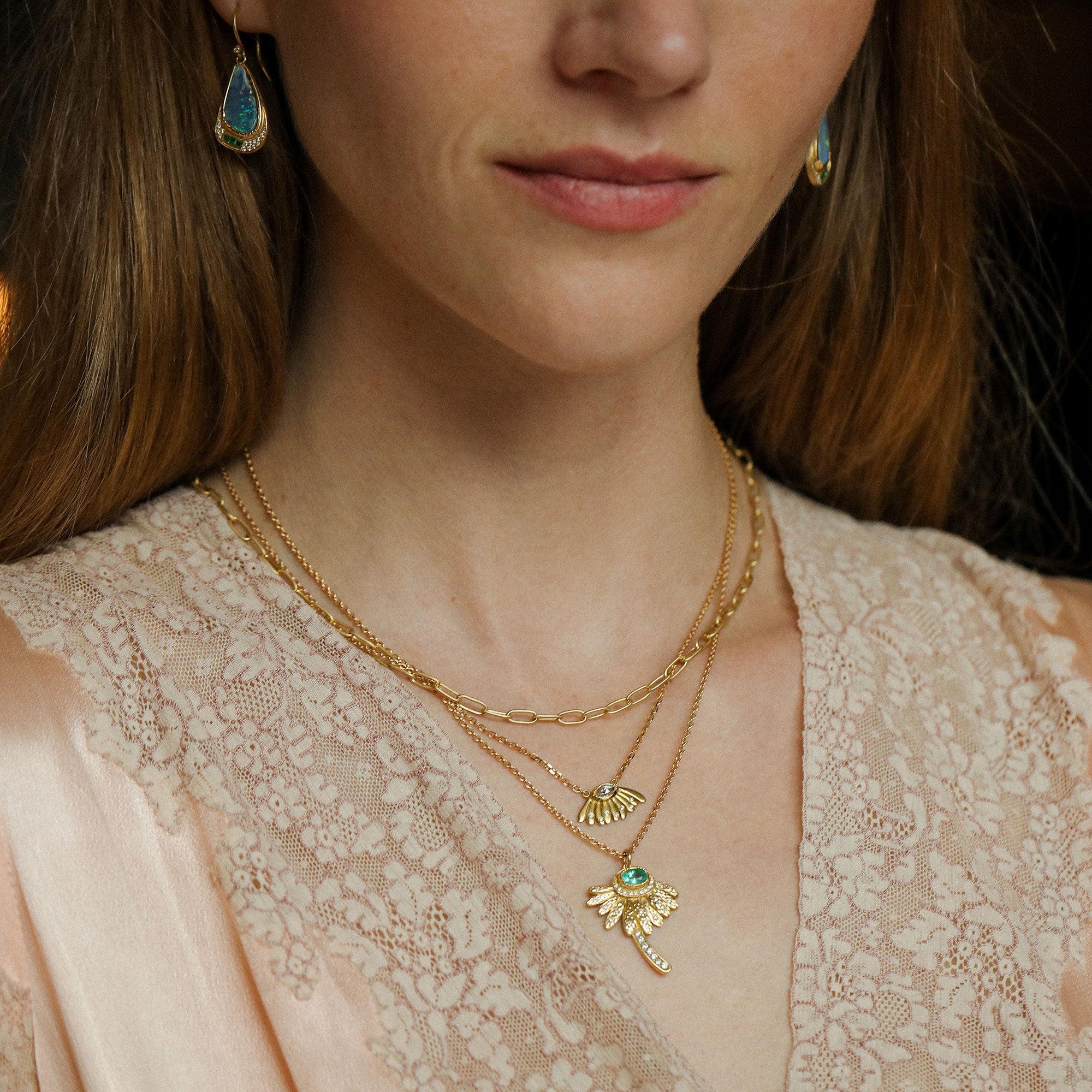 Daisy Emerald Diamond Engraved Necklace