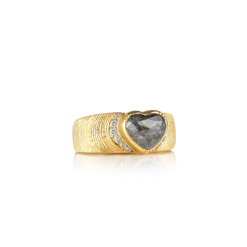 Artemis Engraved Diamond Heart Ring